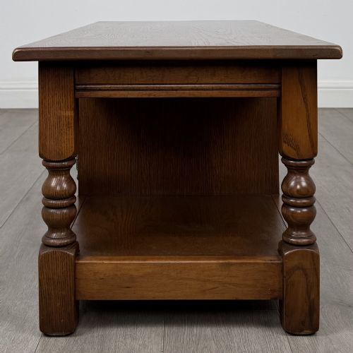 ANTIQUE 20TH CENTURY CARVED OAK COFFEE TABLE - ADDITIONAL PHOTO 3