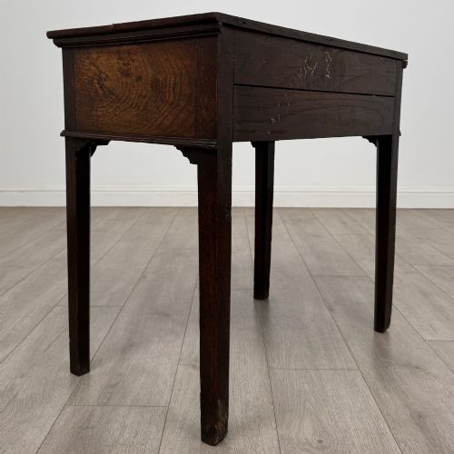 ANTIQUE 18TH CENTURY GEORGIAN SIDE TABLE IN OAK - ADDITIONAL PHOTO 3