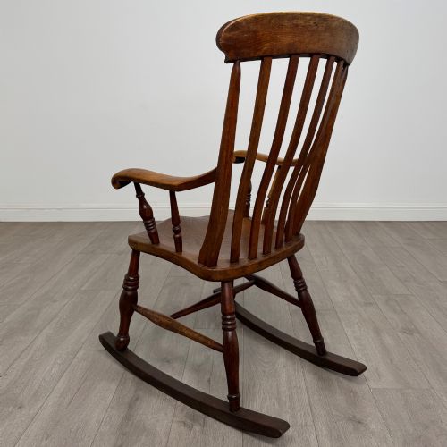 ANTIQUE 20TH CENTURY FARMHOUSE ROCKING CHAIR IN ELM - ADDITIONAL PHOTO 2