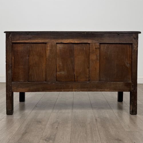 ANTIQUE 18TH CENTURY GEORGIAN COFFER BLANKET BOX IN OAK - ADDITIONAL PHOTO 4