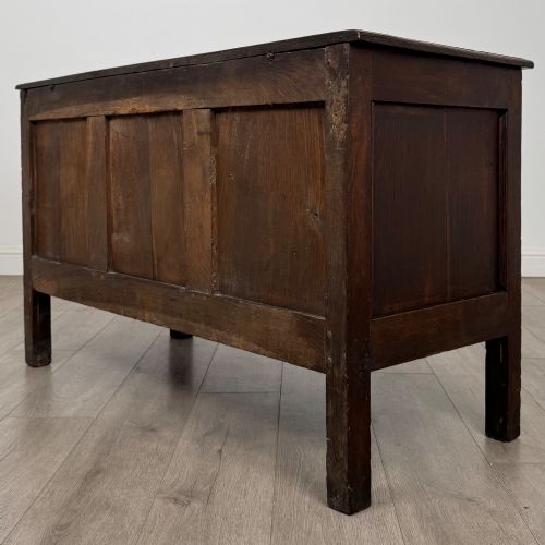 ANTIQUE 18TH CENTURY GEORGIAN COFFER BLANKET BOX IN OAK - ADDITIONAL PHOTO 5