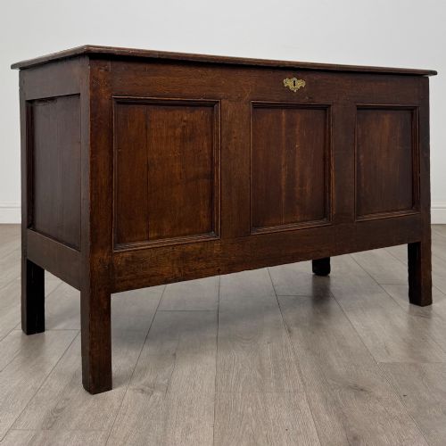 ANTIQUE 18TH CENTURY GEORGIAN COFFER BLANKET BOX IN OAK - ADDITIONAL PHOTO 7
