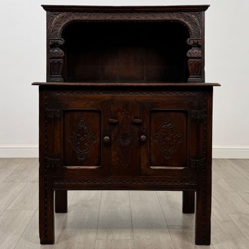 ANTIQUE 19TH CENTURY SMALL VICTORIAN CUPBOARD IN OAK