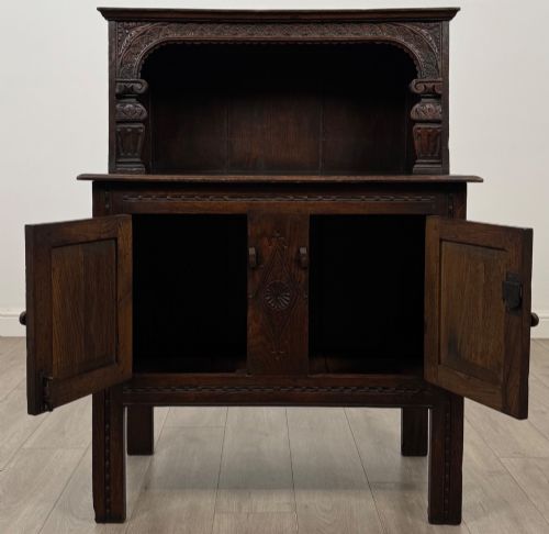 ANTIQUE 19TH CENTURY SMALL VICTORIAN CUPBOARD IN OAK - ADDITIONAL PHOTO 1