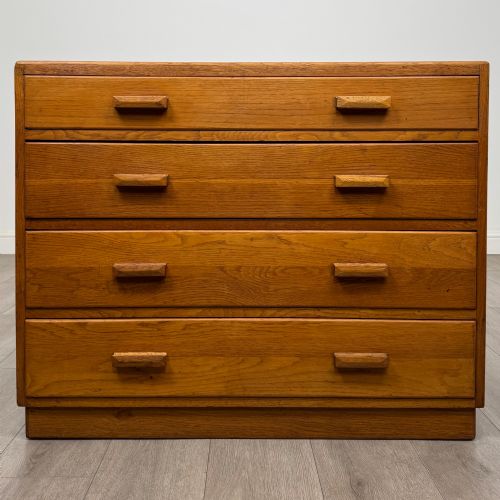 ANTIQUE 20TH CENTURY CHEST OF DRAWERS IN GOLDEN OAK