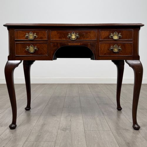 ANTIQUE 20TH CENTURY EDWARDIAN WRITING TABLE IN MAHOGANY