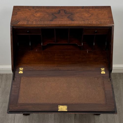 ANTIQUE 20TH CENTURY EDWARDIAN BUREAU IN FIGURED WALNUT - ADDITIONAL PHOTO 10