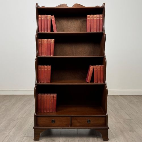 ANTIQUE 20TH CENTURY WATERFALL BOOKCASE IN MAHOGANY