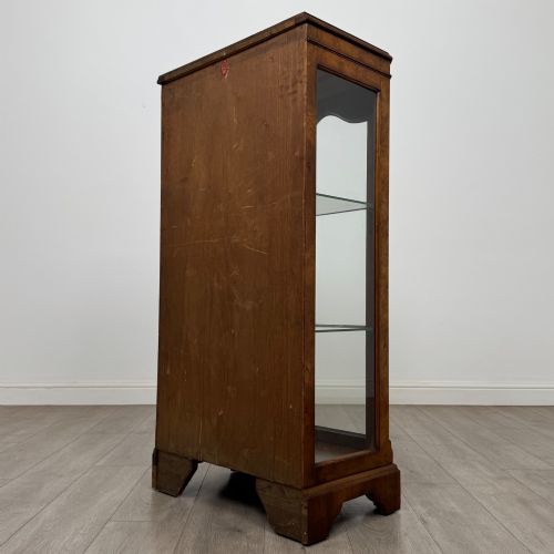 ANTIQUE 20TH CENTURY DISPLAY CABINET IN BURR WALNUT - ADDITIONAL PHOTO 6