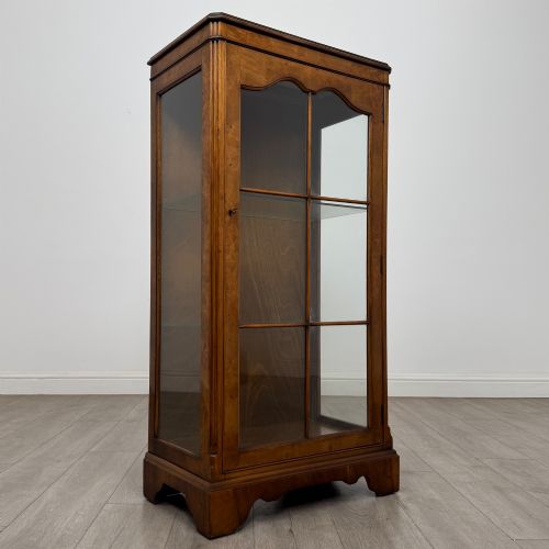ANTIQUE 20TH CENTURY DISPLAY CABINET IN BURR WALNUT - ADDITIONAL PHOTO 8