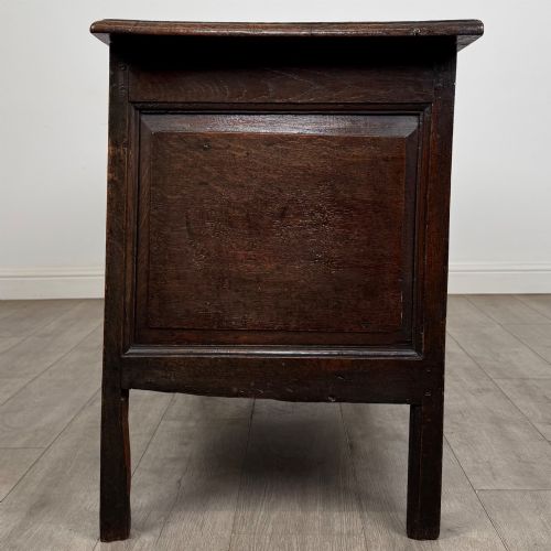 ANTIQUE 18TH CENTURY GEORGIAN COFFER IN GOLDEN OAK - ADDITIONAL PHOTO 2