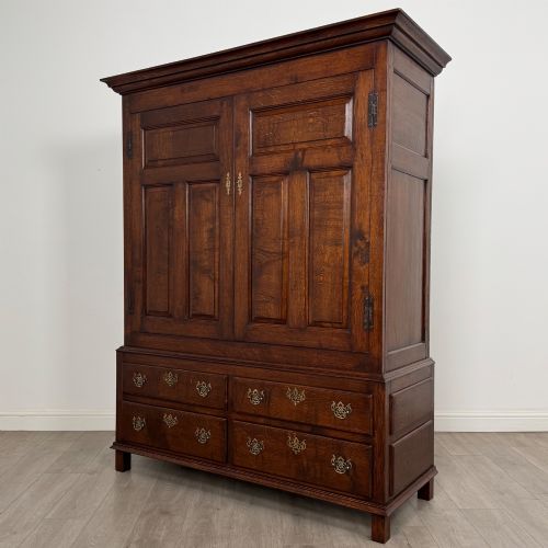 ANTIQUE 20TH CENTURY FINE QUALITY WARDROBE IN OAK - ADDITIONAL PHOTO 2