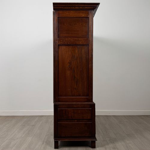 ANTIQUE 20TH CENTURY FINE QUALITY WARDROBE IN OAK - ADDITIONAL PHOTO 7