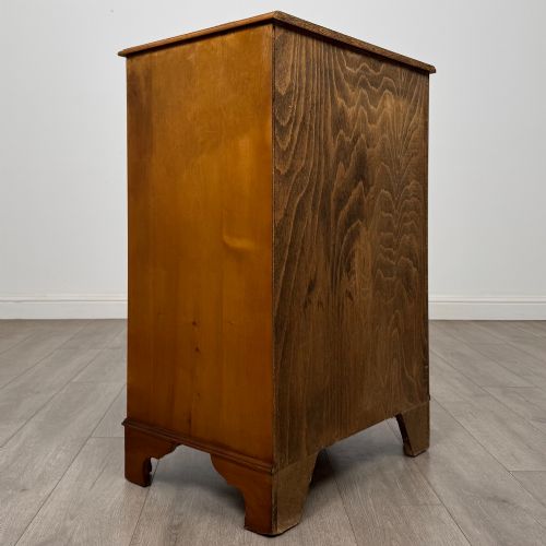 ANTIQUE 20TH CENTURY YEW WOOD CHEST OF DRAWERS - ADDITIONAL PHOTO 3