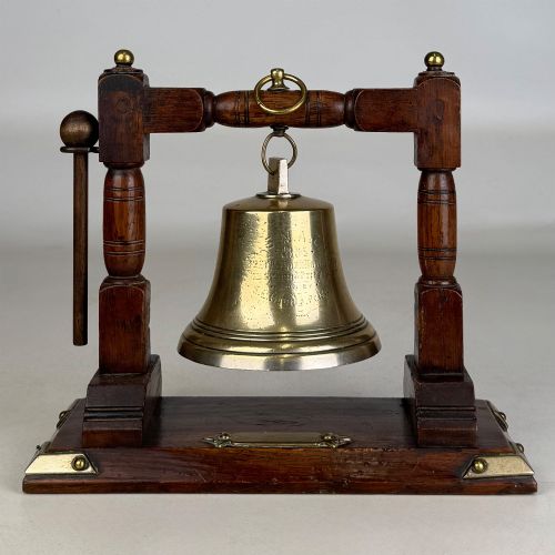 ANTIQUE 20TH CENTURY BRASS EDWARDIAN BELL WITH OAK STAND - ADDITIONAL PHOTO 1
