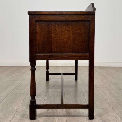 ANTIQUE 20TH CENTURY EDWARDIAN SIDE TABLE IN OAK - ADDITIONAL PHOTO 2