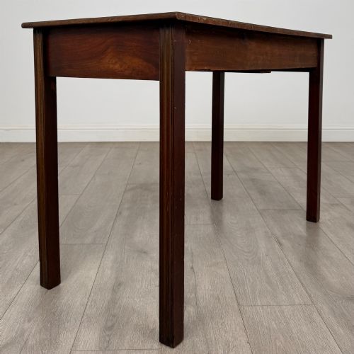 ANTIQUE 19TH CENTURY SERPENTINE WRITING TABLE IN MAHOGANY - ADDITIONAL PHOTO 3