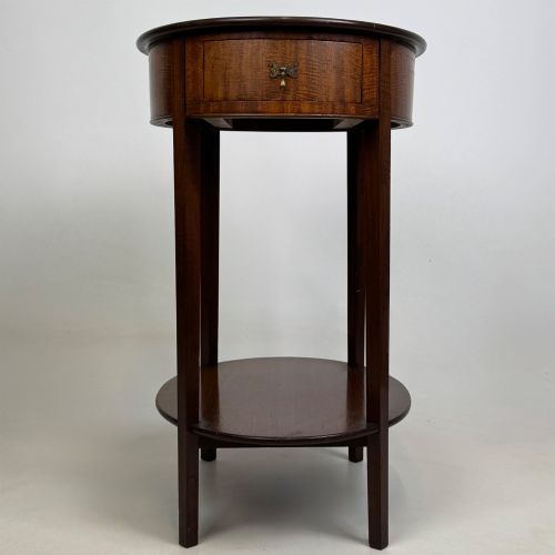 ANTIQUE 20TH CENTURY EDWARDIAN OVAL SIDE TABLE IN MAHOGANY - ADDITIONAL PHOTO 4