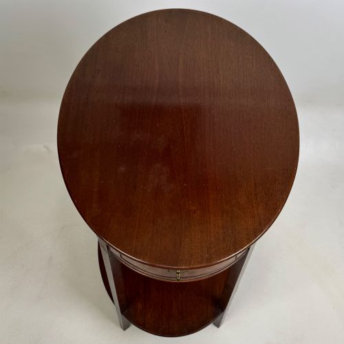 ANTIQUE 20TH CENTURY EDWARDIAN OVAL SIDE TABLE IN MAHOGANY - ADDITIONAL PHOTO 8