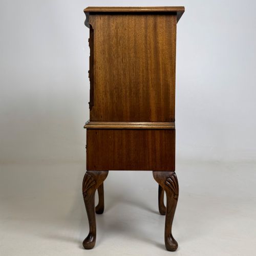 ANTIQUE 20TH CENTURY SMALL CHEST OF DRAWERS IN MAHOGANY - ADDITIONAL PHOTO 2