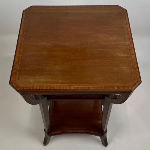 ANTIQUE 20TH CENTURY EDWARDIAN SIDE TABLE IN MAHOGANY - ADDITIONAL PHOTO 6