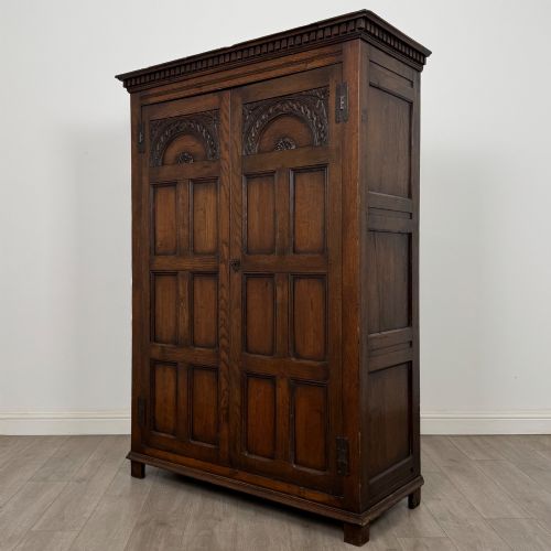 ANTIQUE 20TH CENTURY GOOD QUALITY FITTED WARDROBE IN OAK - ADDITIONAL PHOTO 2
