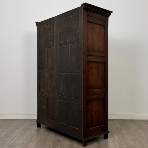 ANTIQUE 20TH CENTURY GOOD QUALITY FITTED WARDROBE IN OAK - ADDITIONAL PHOTO 6