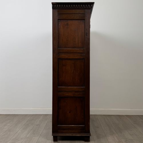 ANTIQUE 20TH CENTURY GOOD QUALITY FITTED WARDROBE IN OAK - ADDITIONAL PHOTO 7