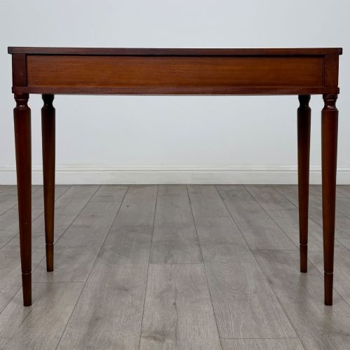ANTIQUE 20TH CENTURY BOW FRONT WRITING TABLE IN MAHOGANY - ADDITIONAL PHOTO 4