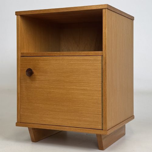 VINTAGE 20TH CENTURY QUALITY PAIR OF BEDSIDE CABINETS IN TEAK - ADDITIONAL PHOTO 3