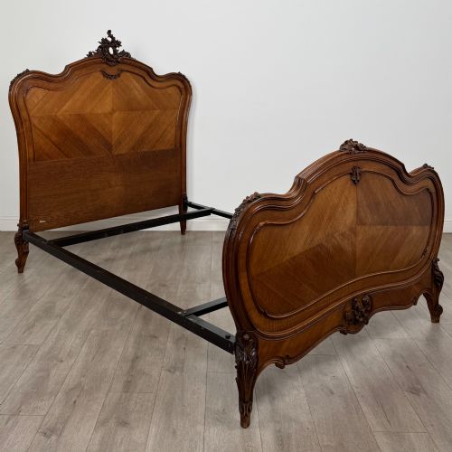 ANTIQUE 19TH CENTURY FRENCH DOUBLE BED IN WALNUT - ADDITIONAL PHOTO 2