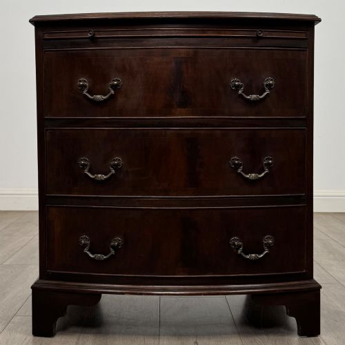 ANTIQUE 20TH CENTURY SMALL BOW FRONT CHEST OF DRAWERS