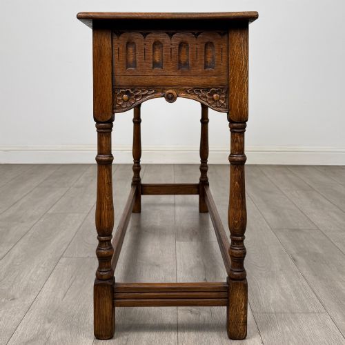 ANTIQUE 20TH CENTURY NARROW SIDE TABLE IN OAK - ADDITIONAL PHOTO 2