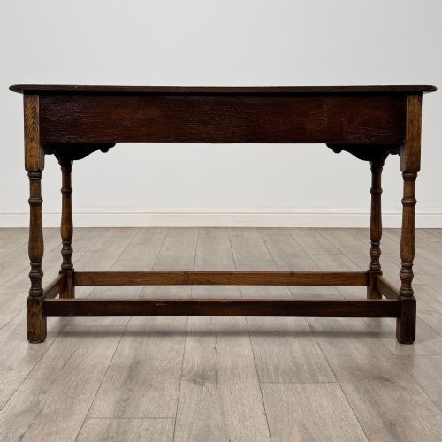 ANTIQUE 20TH CENTURY NARROW SIDE TABLE IN OAK - ADDITIONAL PHOTO 4