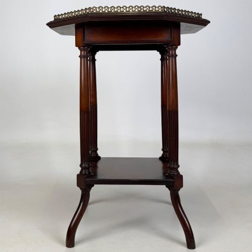 ANTIQUE 19TH CENTURY OCTAGONAL SIDE TABLE IN MAHOGANY - ADDITIONAL PHOTO 3