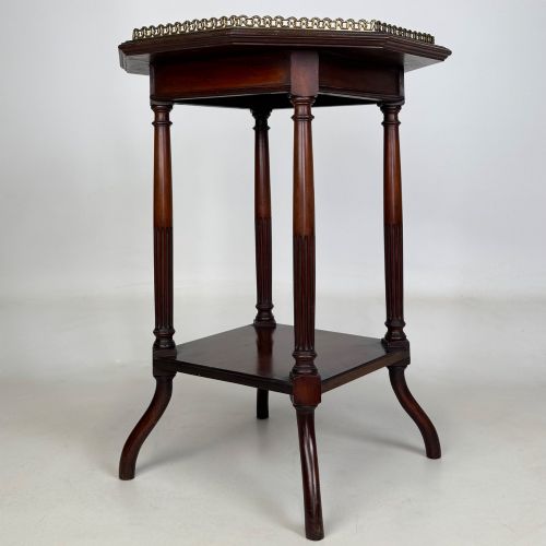 ANTIQUE 19TH CENTURY OCTAGONAL SIDE TABLE IN MAHOGANY - ADDITIONAL PHOTO 4