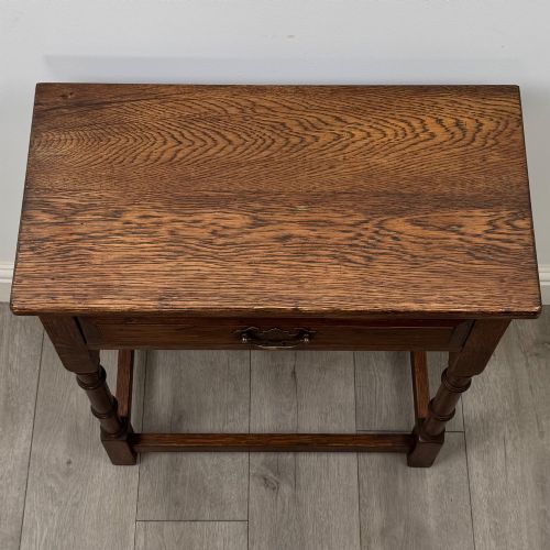 ANTIQUE 20TH CENTURY SMALL GOOD QUALITY SIDE TABLE IN OAK - ADDITIONAL PHOTO 8