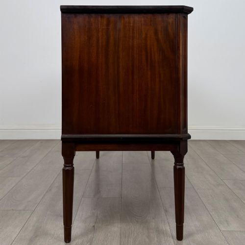 fig 7. Antique 20th Century Good Quality Sideboard In Mahogany