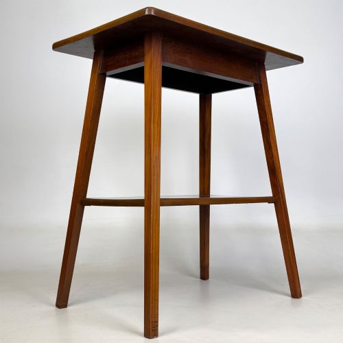 fig 3. An Edwardian walnut side table featuring square apron framing, four splayed tapered legs, and an integrated lower undertier shelf.