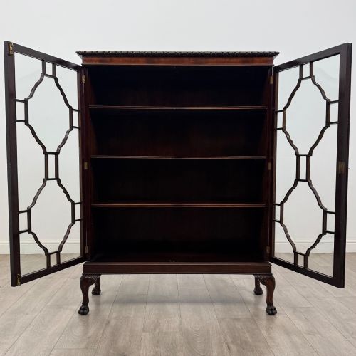 ANTIQUE 20TH CENTURY EDWARDIAN DISPLAY CABINET IN MAHOGANY - ADDITIONAL PHOTO 1