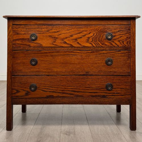 Antique 20th Century Edwardian Chest of Drawers in Oak