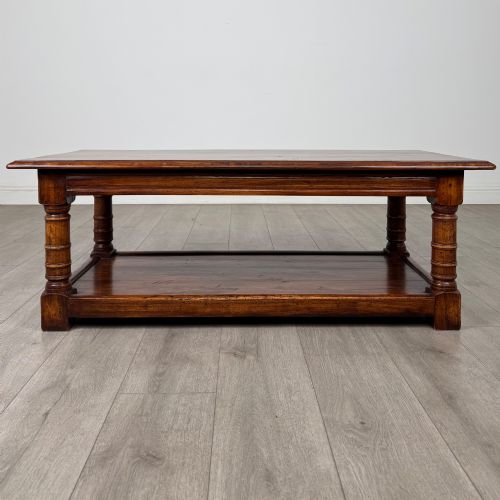 Antique 20th Century Coffee Table in Oak