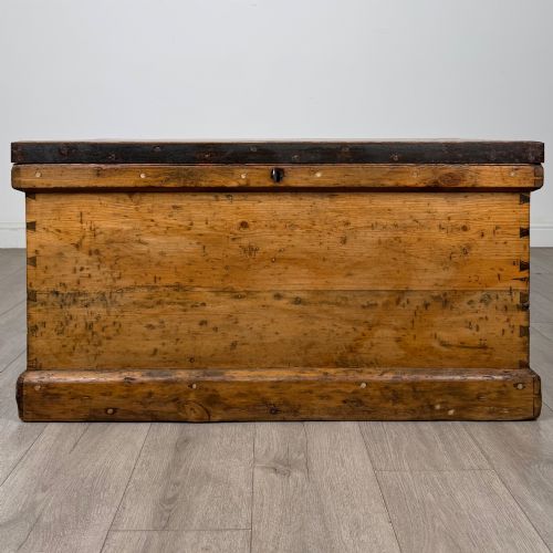 Antique 19th Century Fine Quality Victorian Fitted Chest in Pine