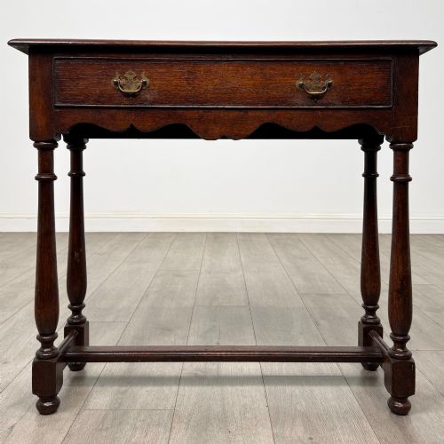 Antique 20th Century Good Quality Narrow Side Table In Oak