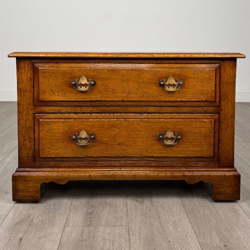 Antique 20th Century Low Chest Of Drawers In Oak