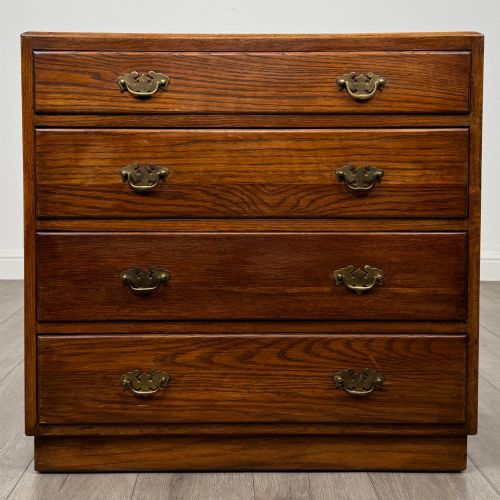Antique 20th Century Chest of Drawers in Golden Oak