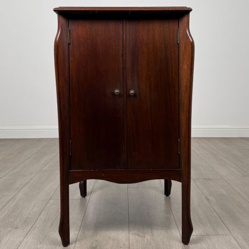 Antique 20th Century Edwardian Cabinet in Mahogany