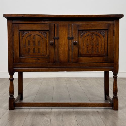 Antique 20th Century Good Quality Cupboard in Oak
