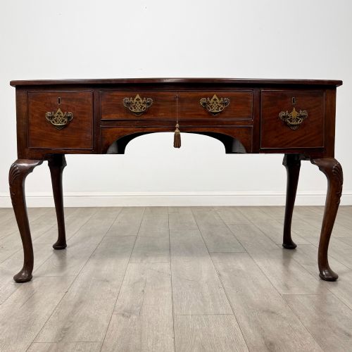 Antique 20th Century Edwardian Writing Table in Mahogany