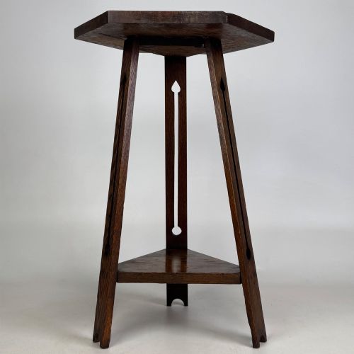 Antique 20th Century Arts & Crafts Side Table in Oak